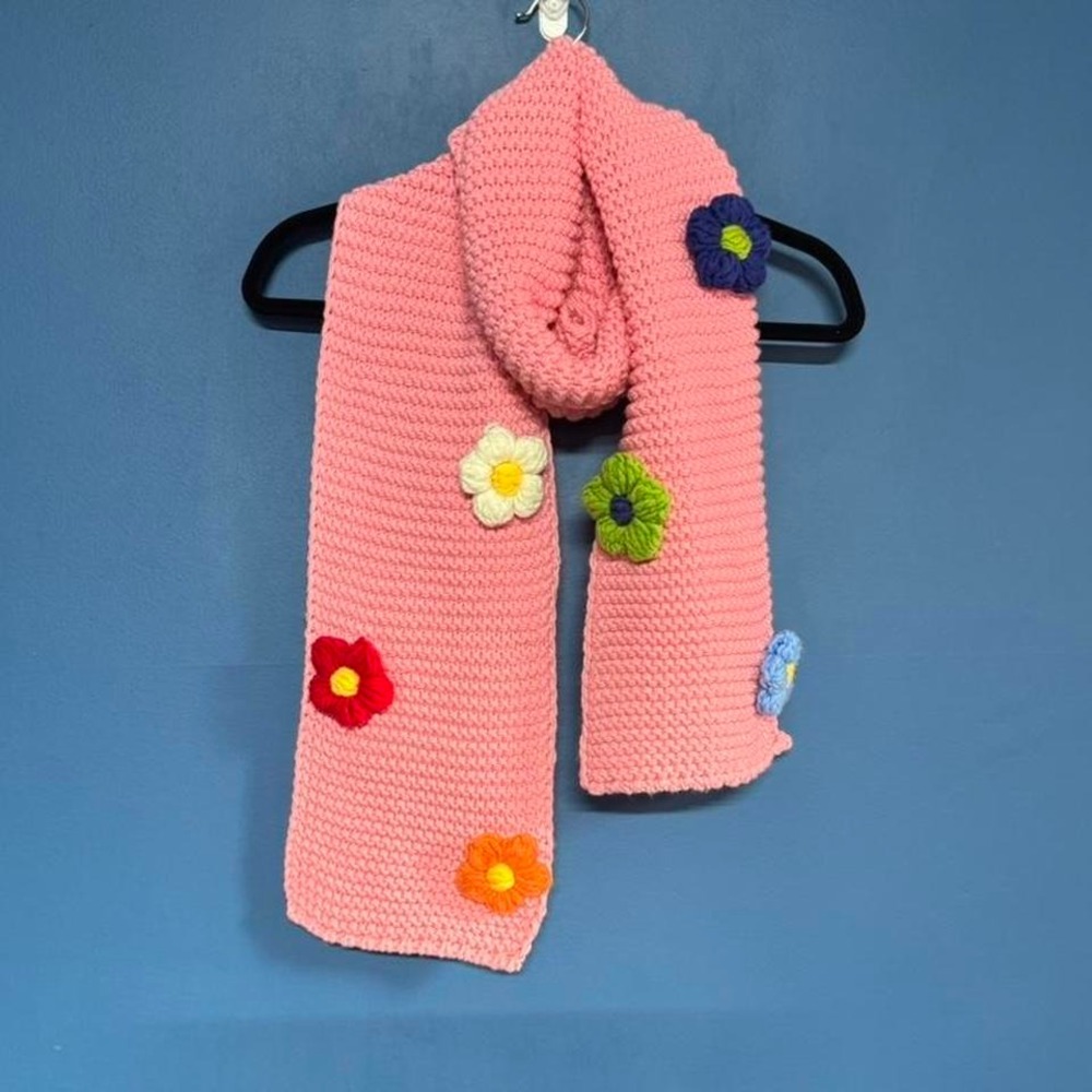 Knit Flower Scarf Pink 3D Acrylic Winter Warm Colorful Women's‎ Quirky Unique